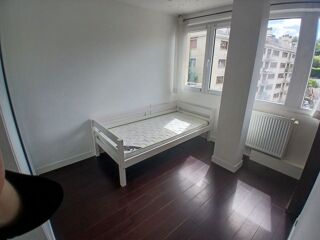  Appartement à louer 4 pièces 93 m²
