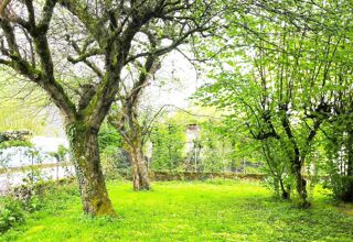  Maison � vendre 4 pi�ces 220 m�