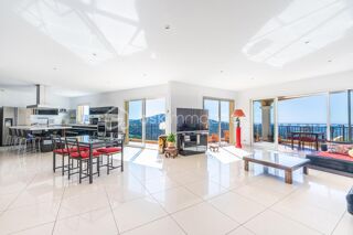  Propriété/château à vendre 6 pièces 230 m²