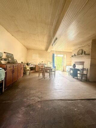 Vente Maison CORPS DE FERME ANCIEN À RÉNOVER –144 M² HABITABLES – 4000 M² DE TERRAIN – NOMBREUSES DÉPENDANCES Verteuil sur charente