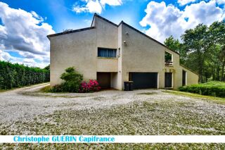  Maison à vendre 7 pièces 227 m²