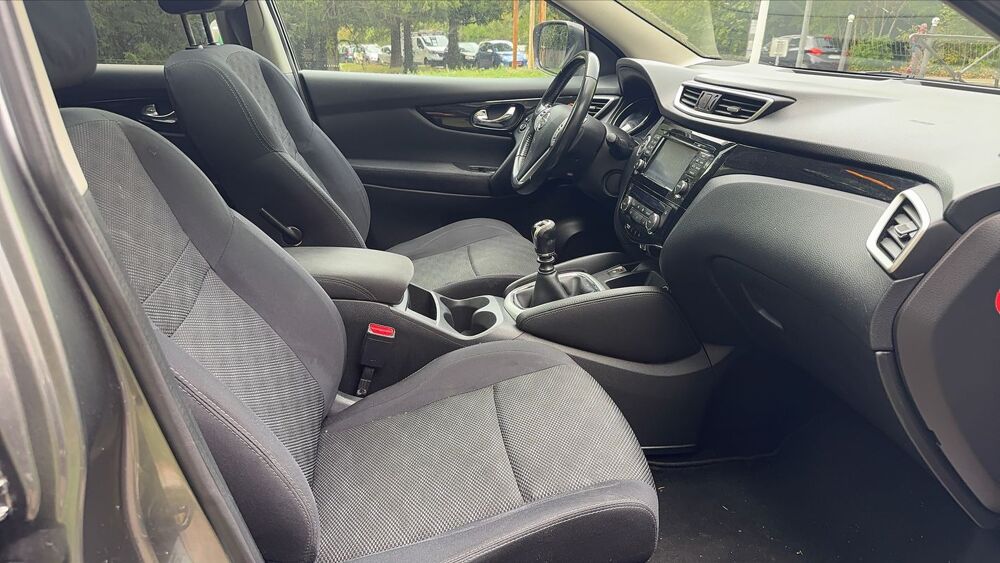 Qashqai II 1.2 DIG-T 115 2WD N-Connecta 2015 occasion 69005 Lyon