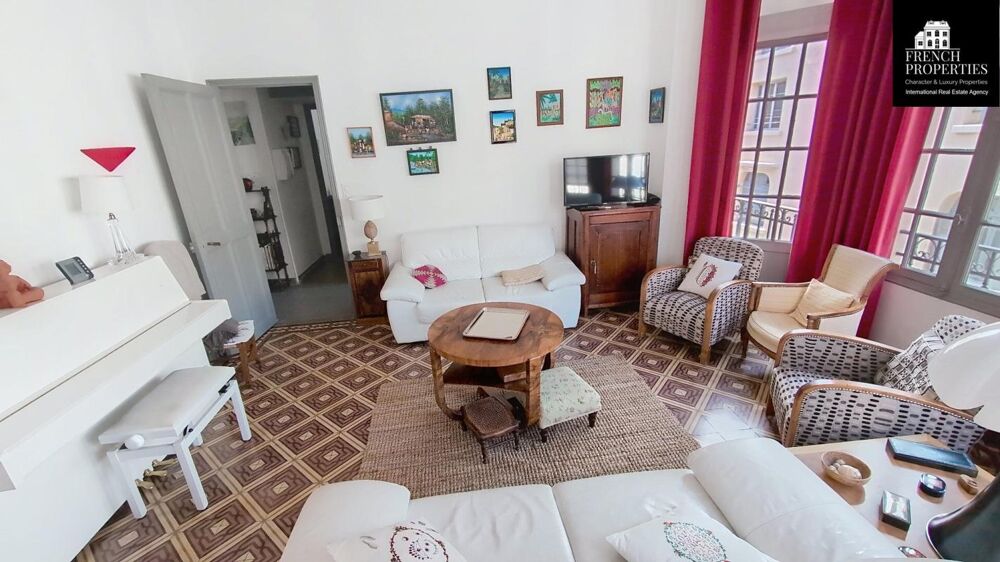 Appartement bourgeois - 108m² habitable - Deuxième étage - Parfait état - Centre ville de Perpignan