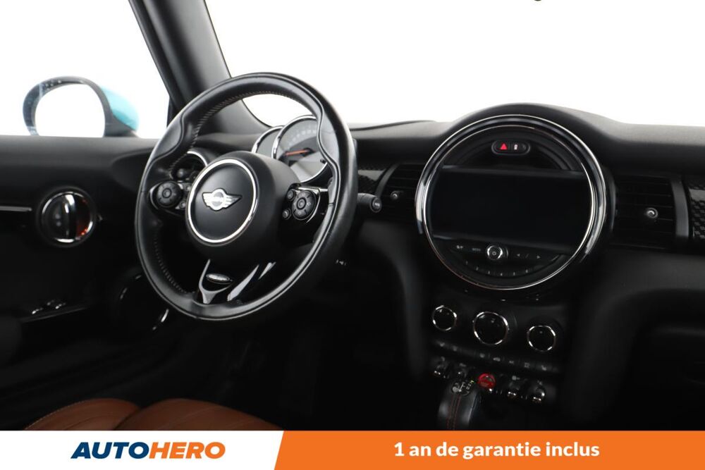 Cooper Mini Cabriolet 2.0 S Finition Red Hot Chili BVA 192 c 2017 occasion 92130 Issy-les-Moulineaux