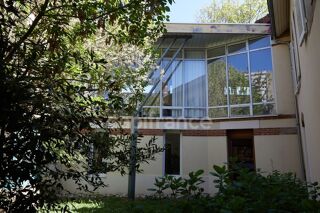  Maison à vendre 15 + pièces 467 m²