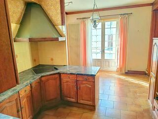  Maison � vendre 10 pi�ces 300 m�