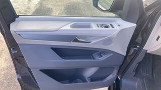 MULTIVAN T7 1.4 eHybrid 218 DSG6 Life - 7 places Automatique 2024 occasion 94800 Villejuif
