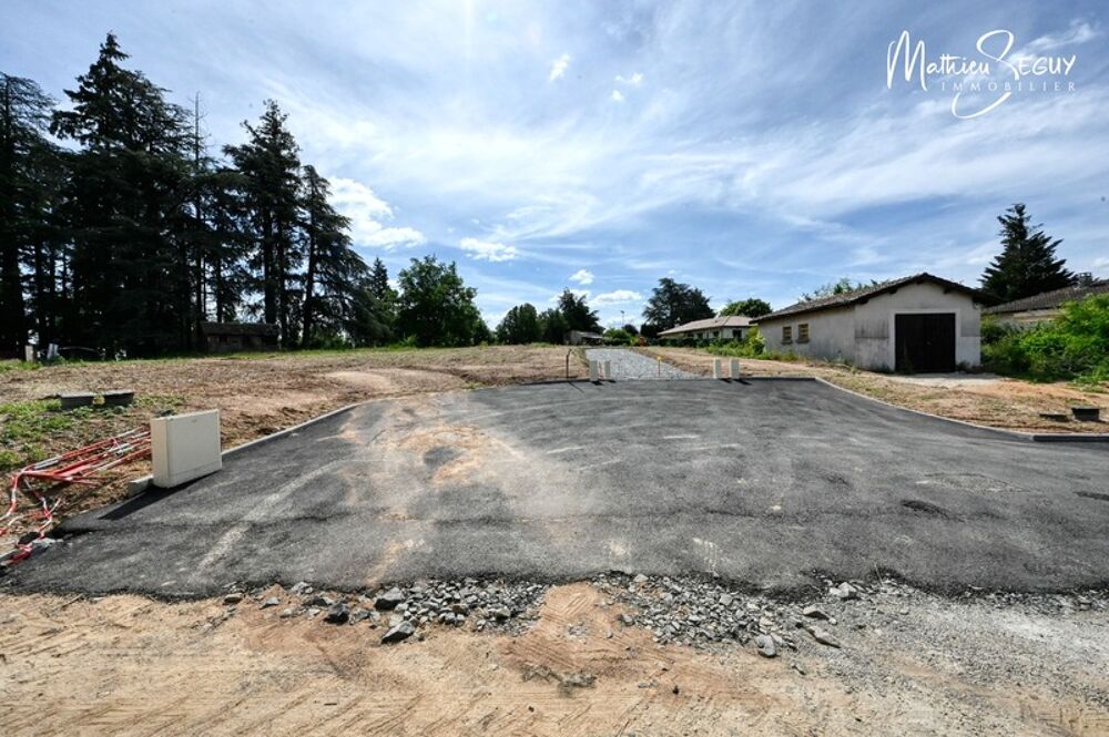 Vente Terrain Jolie terrain avec vue pour accueillir tous vos projets de vie ! Pollionnay