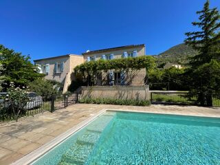  Maison à vendre 8 pièces 182 m²