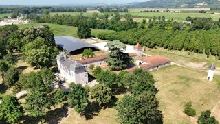  Propriété/château à vendre 14 pièces 467 m²