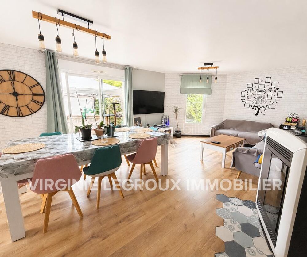 Vente Maison En Exclusivité, Maison de 130m2 5 chambres Saint pierre la cour