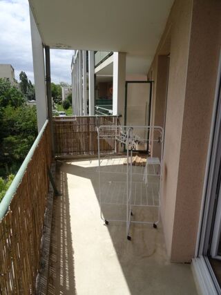  Appartement à louer 2 pièces 32 m²