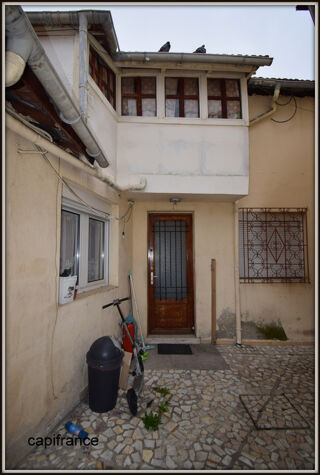  Immeuble � vendre 257 m�