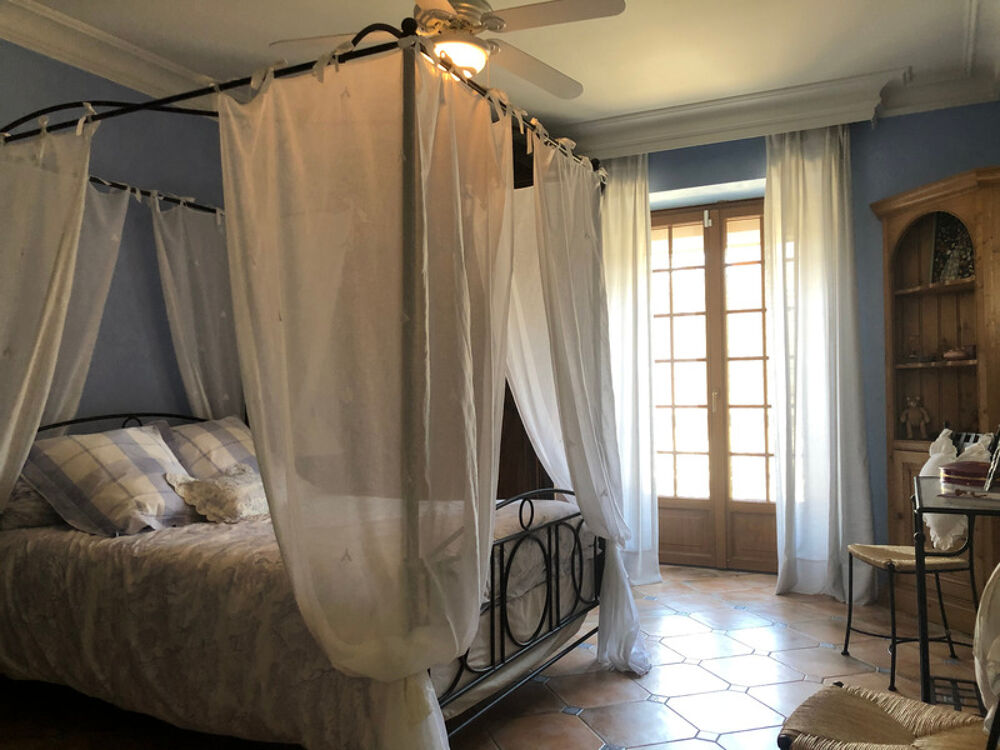 Vente Maison Maison à vendre 7 pièces proche de MONTLUCON (03) Montlucon