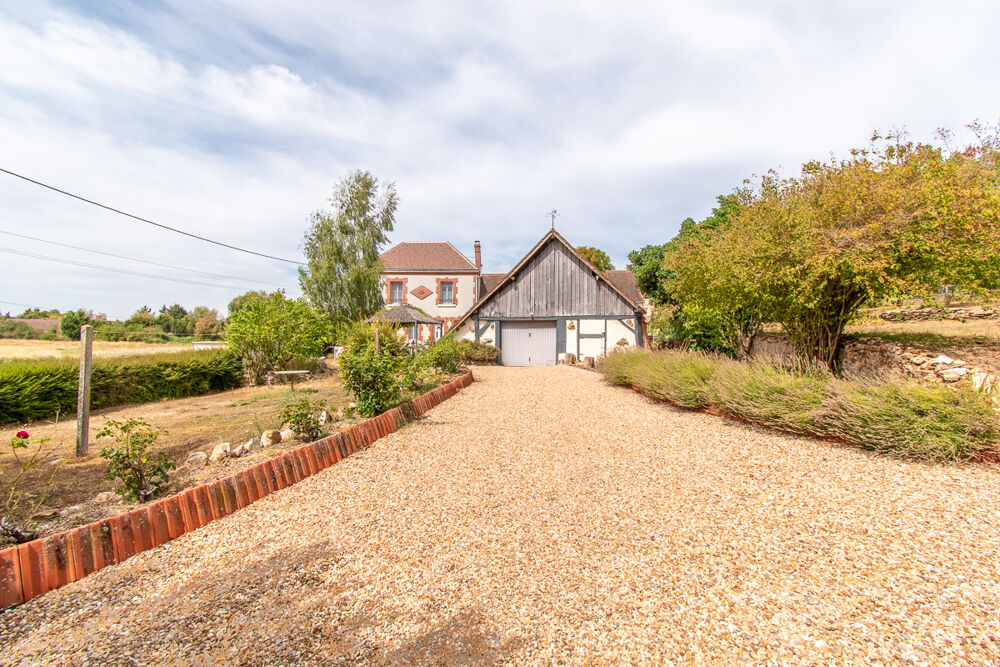 Vente Maison Maison Genouilly 5 pièce(s) 125.31 m2 Genouilly
