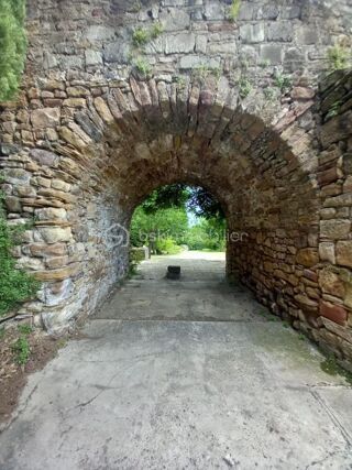  Maison � vendre 15 + pi�ces 400 m�