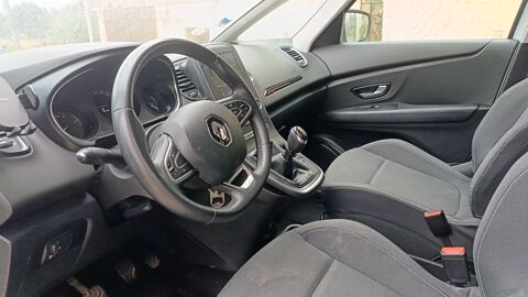 Sc&eacute;nic 1.7 Blue dCi 120 Life 2019 occasion 49570 Mauges Sur Loire