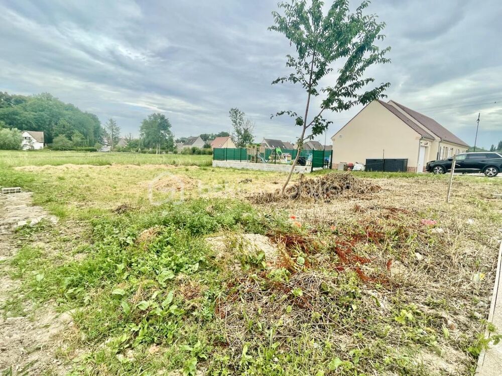 Vente Terrain Terrain à bâtir de 525 m² – Emplacement recherché à seulement 15 min de l'Île-de-France ! Chaumont en vexin