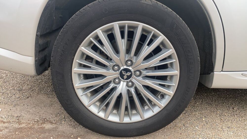 Outlander 2.4 MIVEC 208 Hybrid 4WD BVA6 Buisness 2020 occasion 33150 Cenon