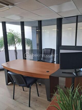   CANNES LA BOCCA – PLEIN CENTRE – PLATEAU DE BUREAUX 116 M² – IMMEUBLE RÉCENT Cannes