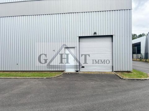 ENTREPOT BUREAUX 2800 M&sup2; A LA VENTE A CR&Eacute;TEIL 5090000 94000 Creteil