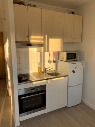  Appartement à louer 1 pièce 32 m²
