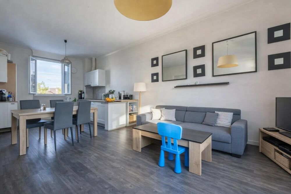 Vente Maison Belle maison mitoyenne de 4 pièces à Villemomble Villemomble