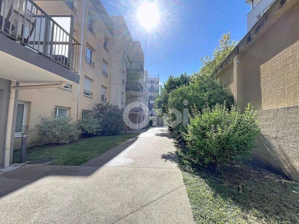 Vente Appartement A vendre T3 en intérieur de copropriété avec garage Villeurbanne