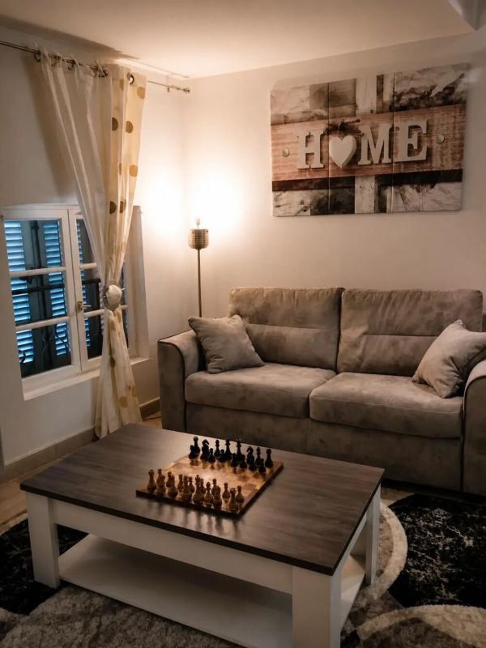Vente Appartement 83600 - FREJUS - CENTRE-VILLE - STUDIO - 31m² - Frejus