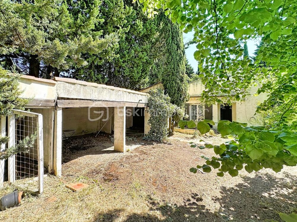 RARE ! MAISON À FORT POTENTIEL A RENOVER ENTIEREMENT SUR 1 000 m² DE TERRAIN AU CALME ABSOLU !