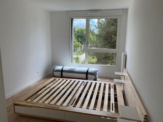  Appartement à louer 3 pièces 64 m²