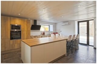  Maison à vendre 6 pièces 213 m²
