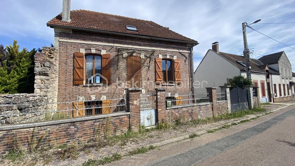 Maison à Saint-Maurice-Aux-Riches-Hommes