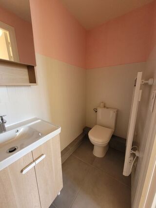  Appartement à louer 2 pièces 35 m²