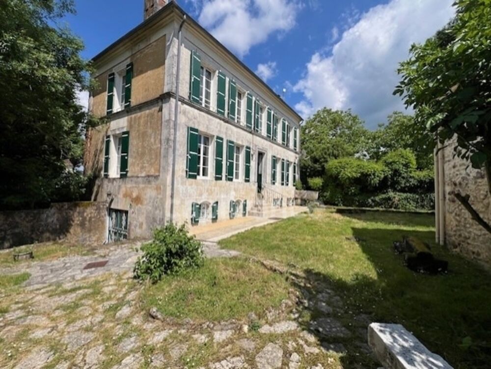 VENTE A TERME LIBRE - Ensemble de 2 maisons indépendantes à vendre, BUSSAC SUR CHARENTE (17)