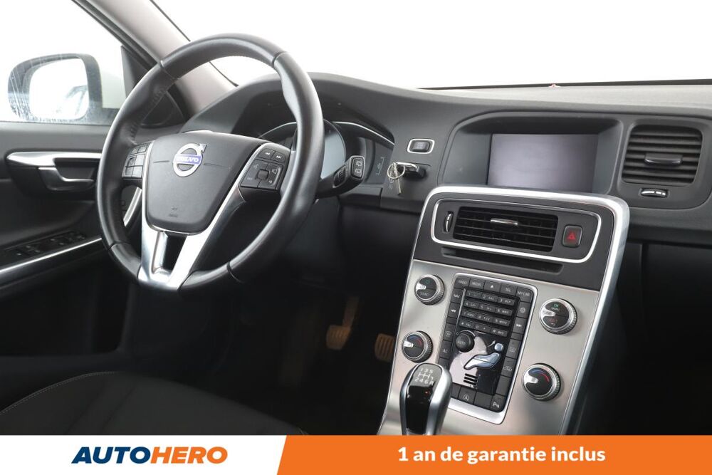 V60 2.0 D2 Oversta Edition 120 ch 2018 occasion 92130 Issy-les-Moulineaux