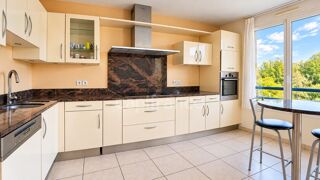  Appartement à vendre 5 pièces 180 m²