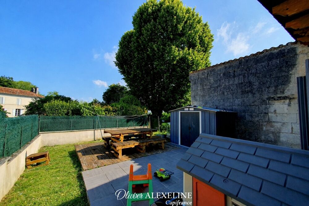 Vente Maison Maison de bourg à Verteillac (24) - 85M² - 5 Pièces - 3 Chambres - Jardin Verteillac