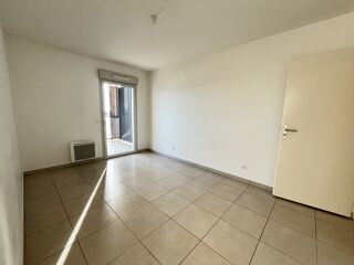  Appartement à louer 2 pièces 42 m²