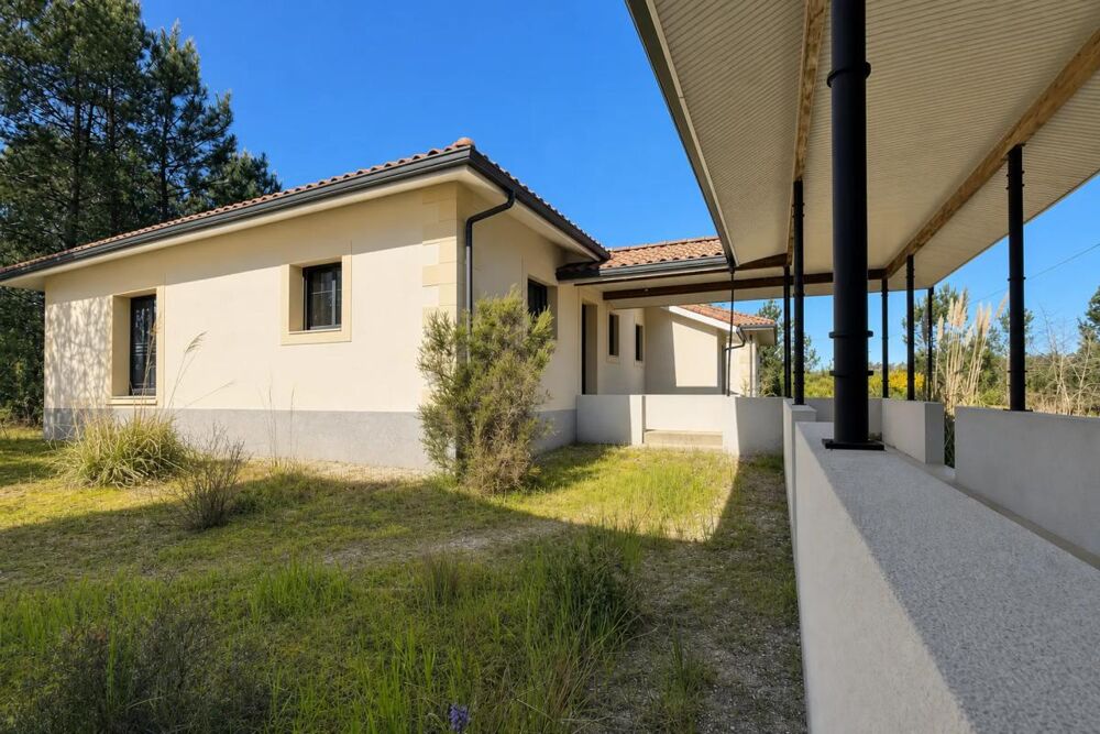 Maison spacieuse de 9 pièces à Lugos