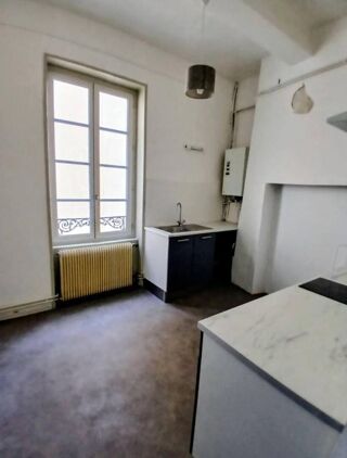  Immeuble à vendre 10 pièces 180 m²