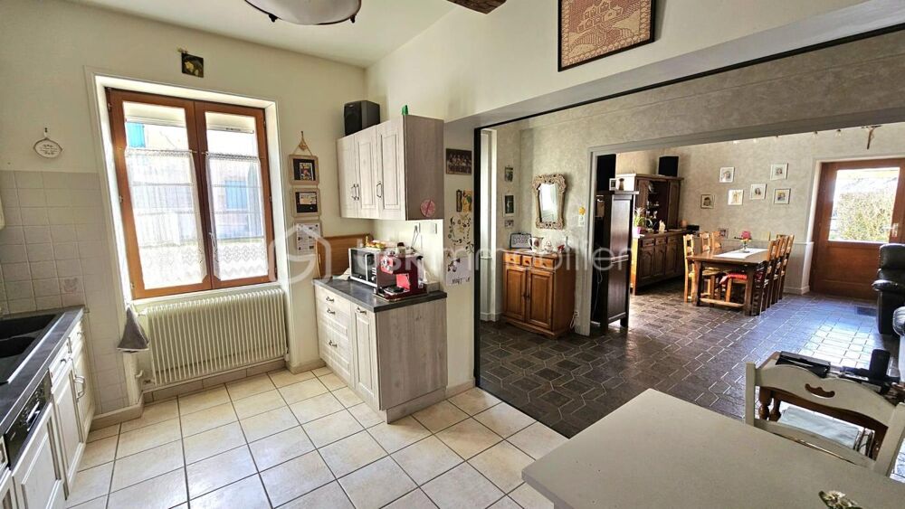 Vente Maison Maison 145 m² – 5 chambres – terrain + dépendances – fort potentiel – Sainte-Foy Sainte foy