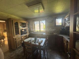  Villa  vendre 6 pices 190 m