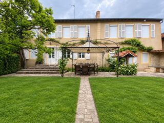  Propriété/château à vendre 10 pièces 362 m²