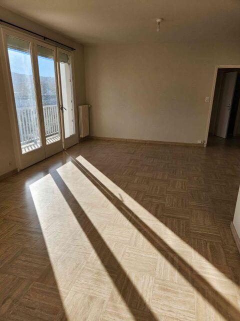  Appartement � louer 5 pi�ces 85 m�