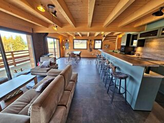  Chalet  vendre 9 pices 220 m