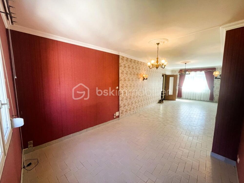 Vente Maison ? MAISON EN PIERRES EN BORD DE RANCE – 3/4 CHAMBRES – JARDIN – 2 GARAGES – GRENIER AMÉNAGEABLE Saint samson sur rance