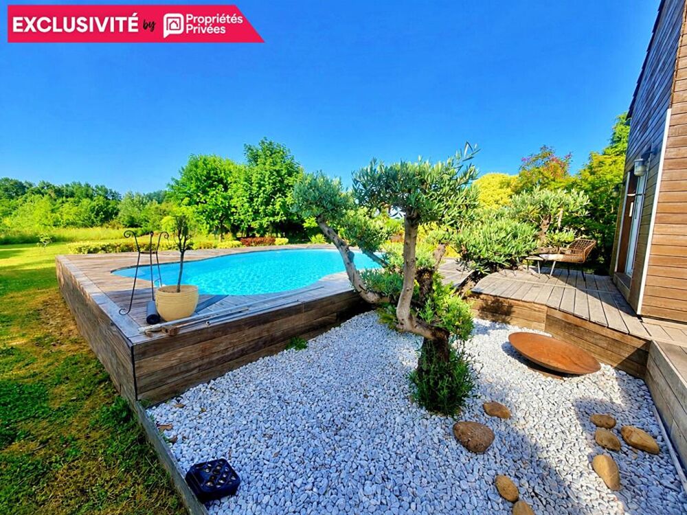 Vente Maison Maison de caractère au style unique 125 m² 6 pièces avec piscine garage et vue nature à Quinsac Quinsac