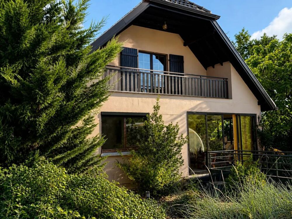 Maison de 11 pièces de 300 m² à Steinbach