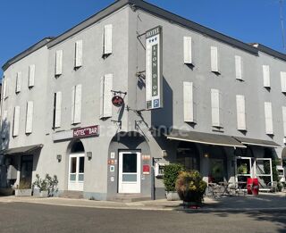  Immeuble à vendre 15 + pièces 1100 m²